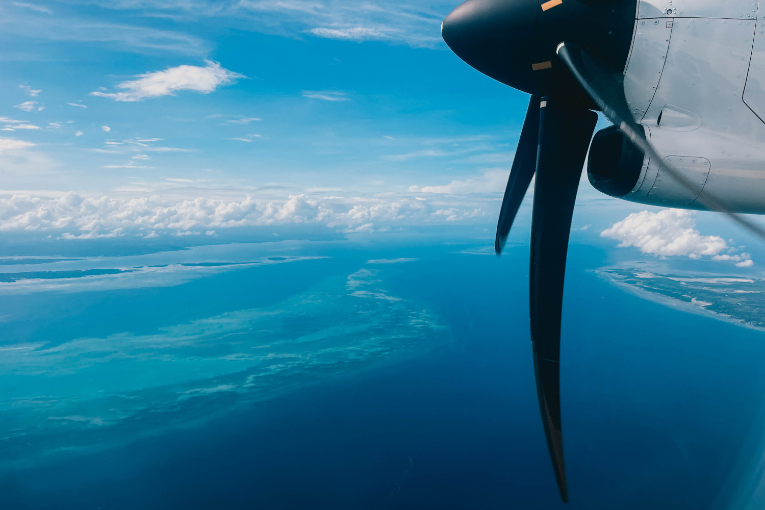 Vliegtuig naar Siargao