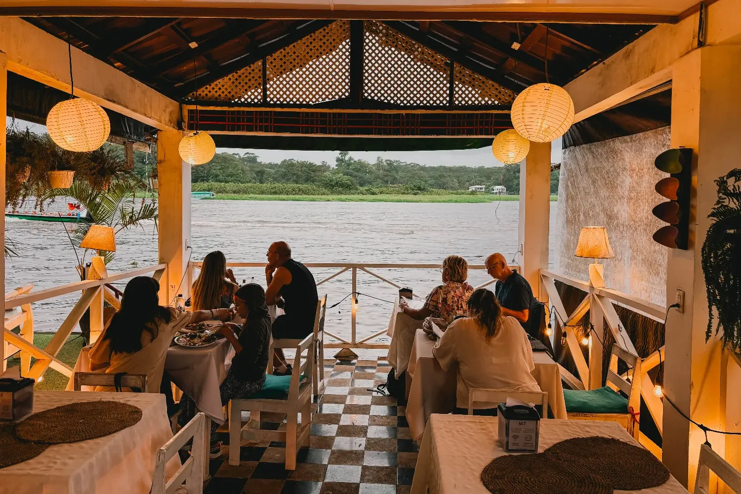 Budda Cafe Tortuguero